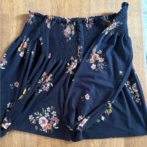 Blouse - Picture 3 of 6